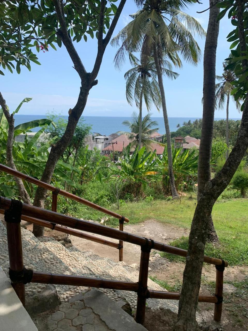 Lombok Coconut Hotel Mangsit Exterior photo